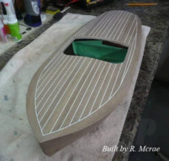 Chris-Craft 16ft Hydroplane 1941 24ins (1254) -Radio Controlled Model Shop 5501708 5