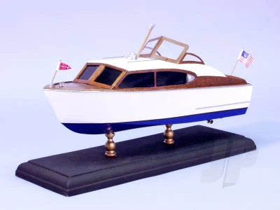 Dumas Chris-Craft Sedan 1/24th Kit (1707) 1 Dumas Chris-Craft Sedan 1/24th Kit (1707)