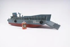 Premium Line - Landing Craft Pre-Built Scale Model Boat -Radio Controlled Model Shop dsc06554