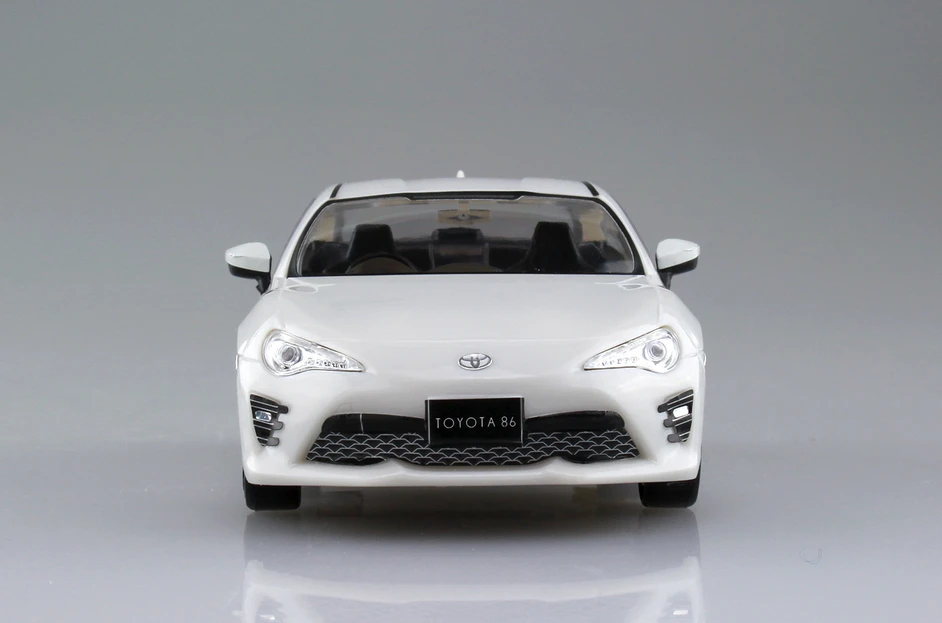Plastic Kit AOSHIMA TOYOTA 86 (Crystal White Pearl) 1/32 Scale 05418 5 Plastic Kit AOSHIMA TOYOTA 86 (Crystal White Pearl) 1/32 Scale 05418 - Image 5