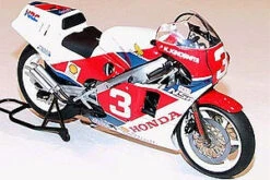 Tamiya Honda NSR 500 Factory Colour 1:12 14099